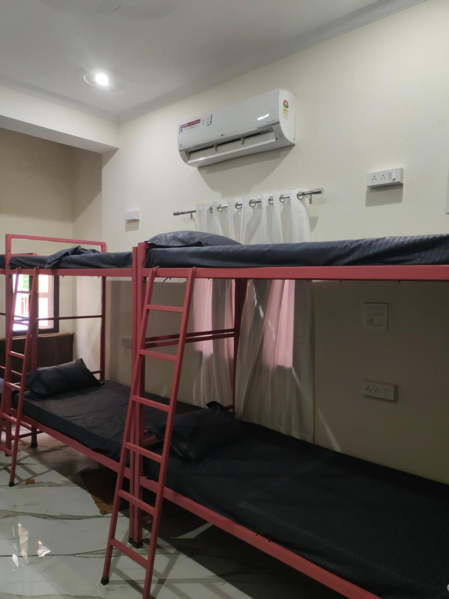 فندق The Pink Nest - Backpackers Abode جايبور المظهر الخارجي الصورة